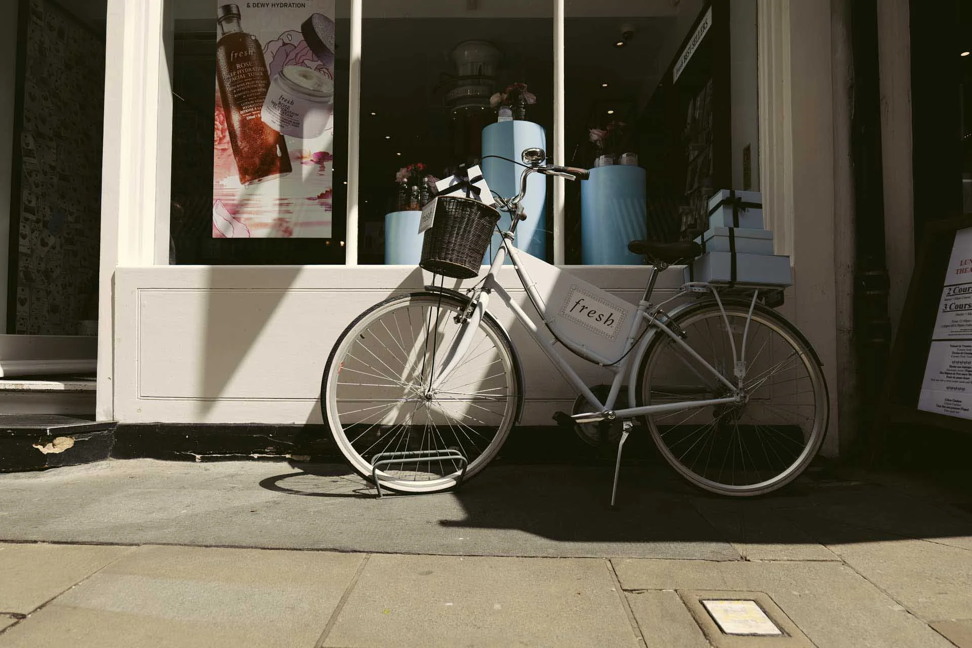  Image Credit: Angela Nicholson (using a custom LUT). The vari-angle screen is useful when you’re shooting from above or below head-height. 