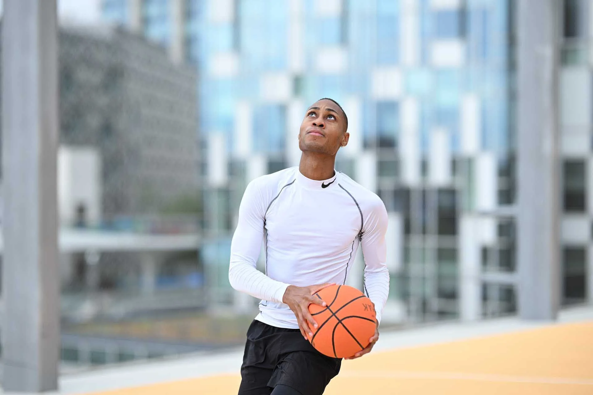  Image credit: Angela Nicholson. The view in the viewfinder looks just like this image - very natural and detailed. This image was shot at f/1.6 and 1/1250sec ISO 100 using the Nikon Nikkor Z 85mm f/1.2 S lens. 