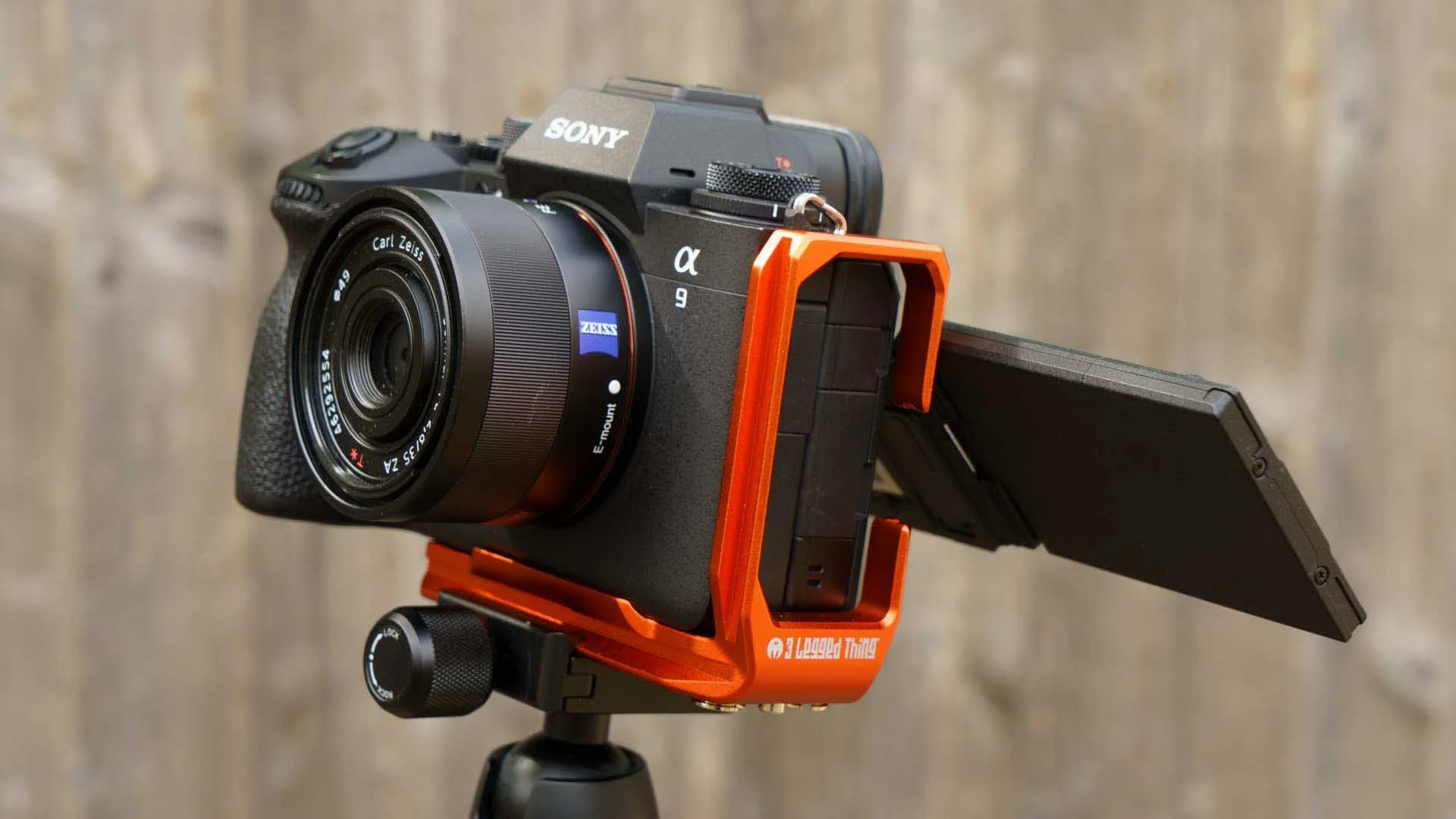  There’s a good range of movement possible with the Sony A9 III’s scene when the 3 Legged Thing Arnie is on the camera. 