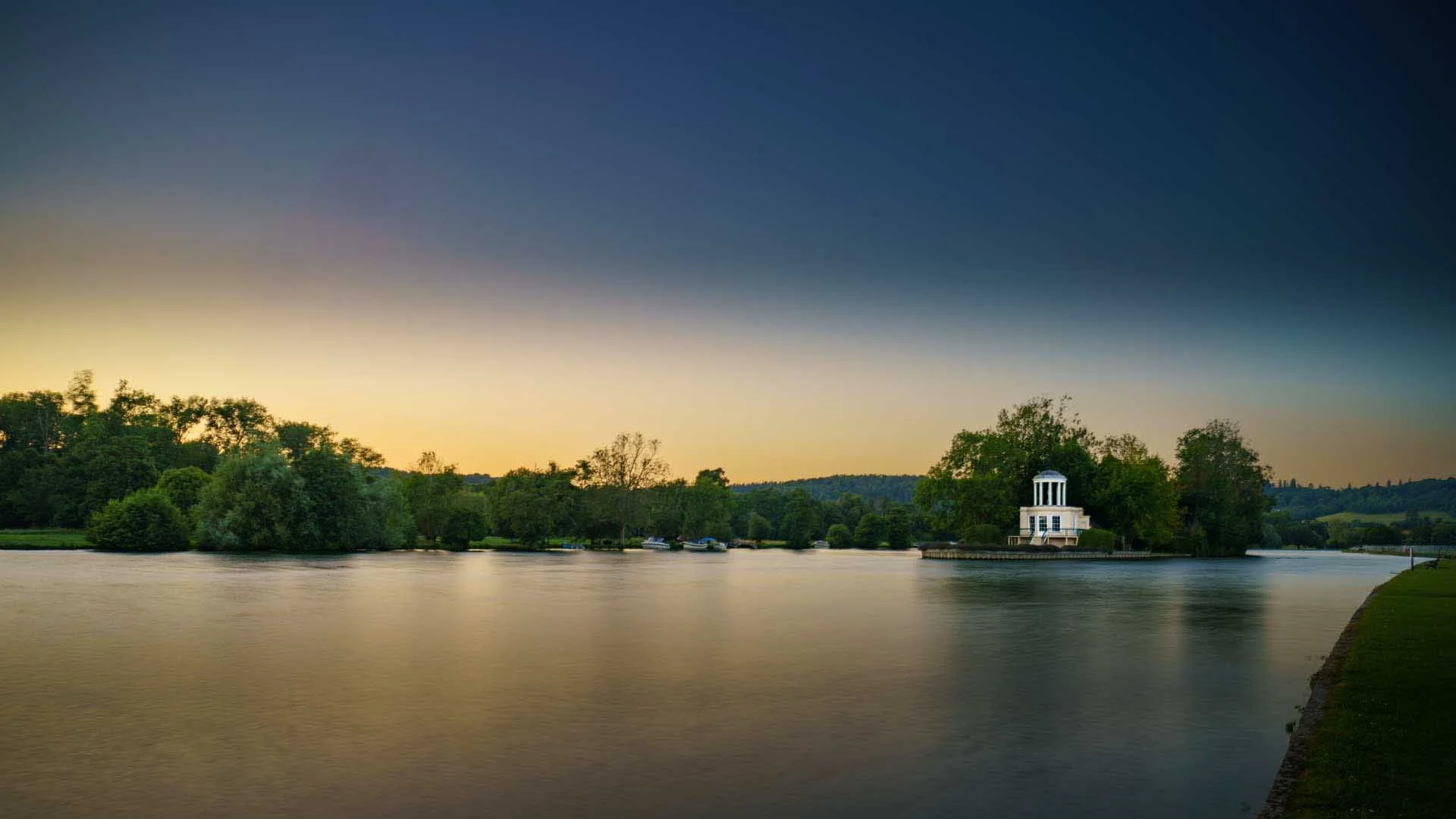  Image Credit: Angela Nicholson. The 64ND (6-stop) filter extended the exposure time to 14 seconds with an aperture of f/5.  Camera: Sony A7R IV, lens: Sigma 24mm f/1.4 DG DN Art. 