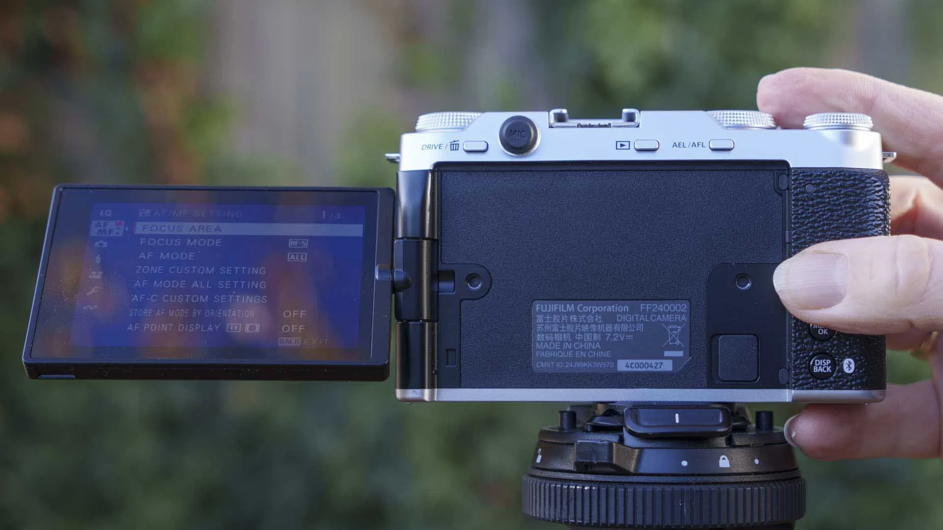 The controls on the rear of the Fujifilm X-M5 are all within easy reach. My thumb is on the joystick in this image. 