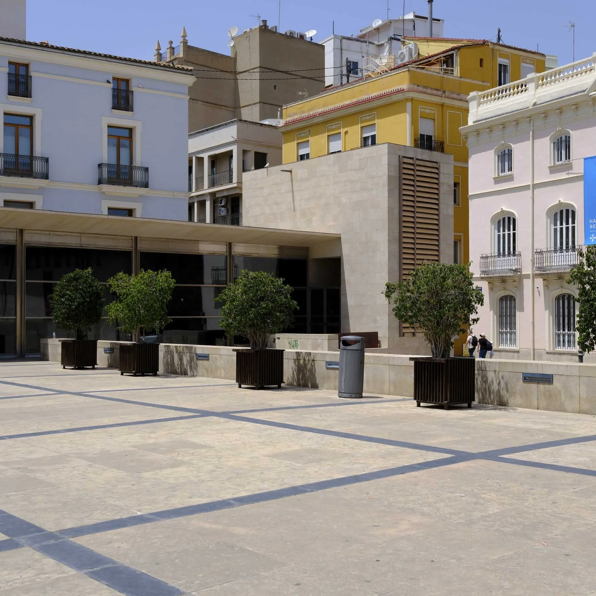  I was attracted to the multiple squares and criss-cross patterns in this scene. Shooting in square format emphasised the squares and layers in the image. I used the PROVIA/Standard Film Simulation Mode. Image credit: Angela Nicholson. Fujifilm X-E5 with XF 23mm F2.8 R WR shutter speed: 1/350 sec, aperture f/8, ISO 125.  