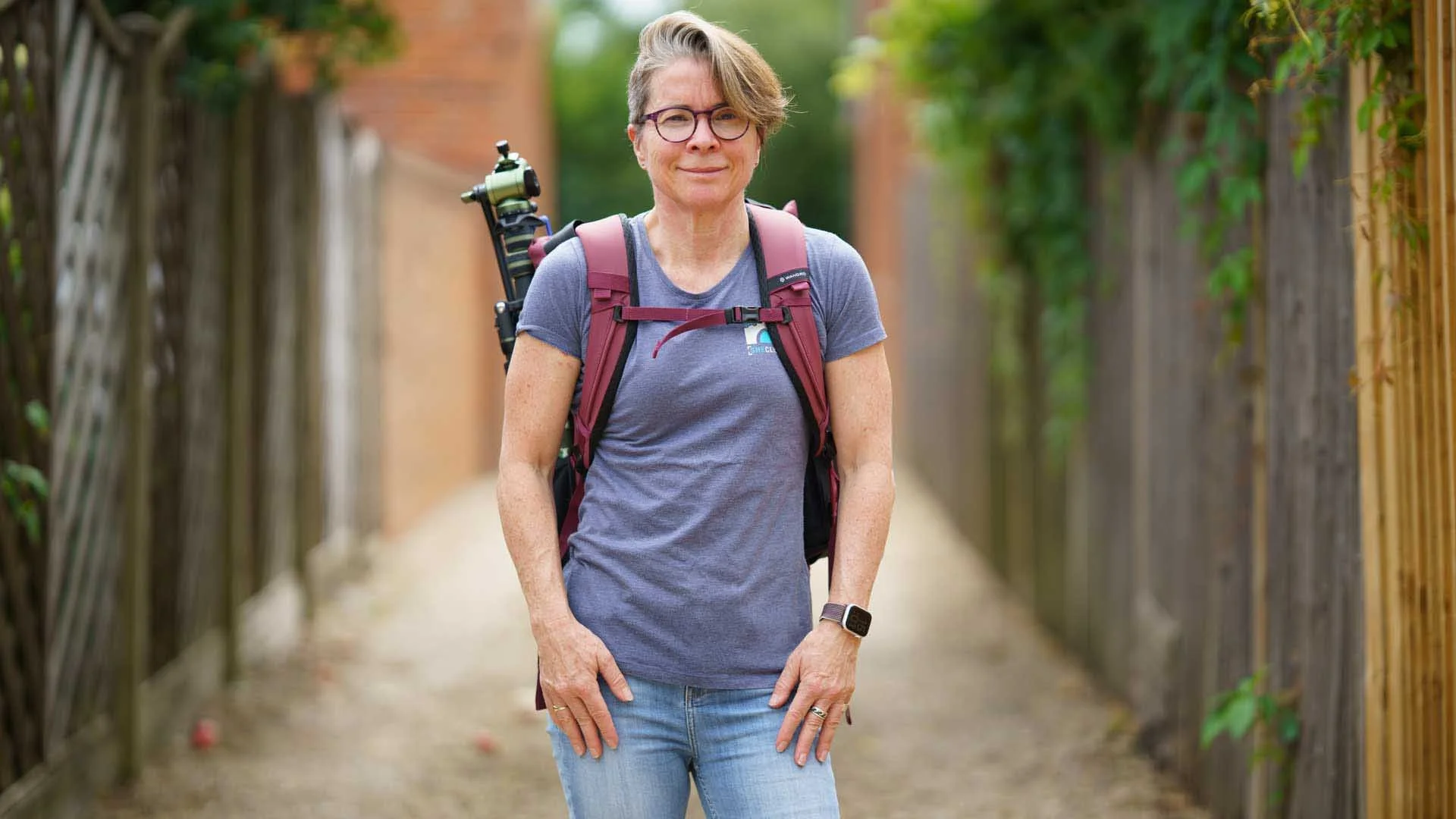  The curved straps on the Wandrd PRVKE 21 V4 make it comfortable to carry even when fully loaded. 