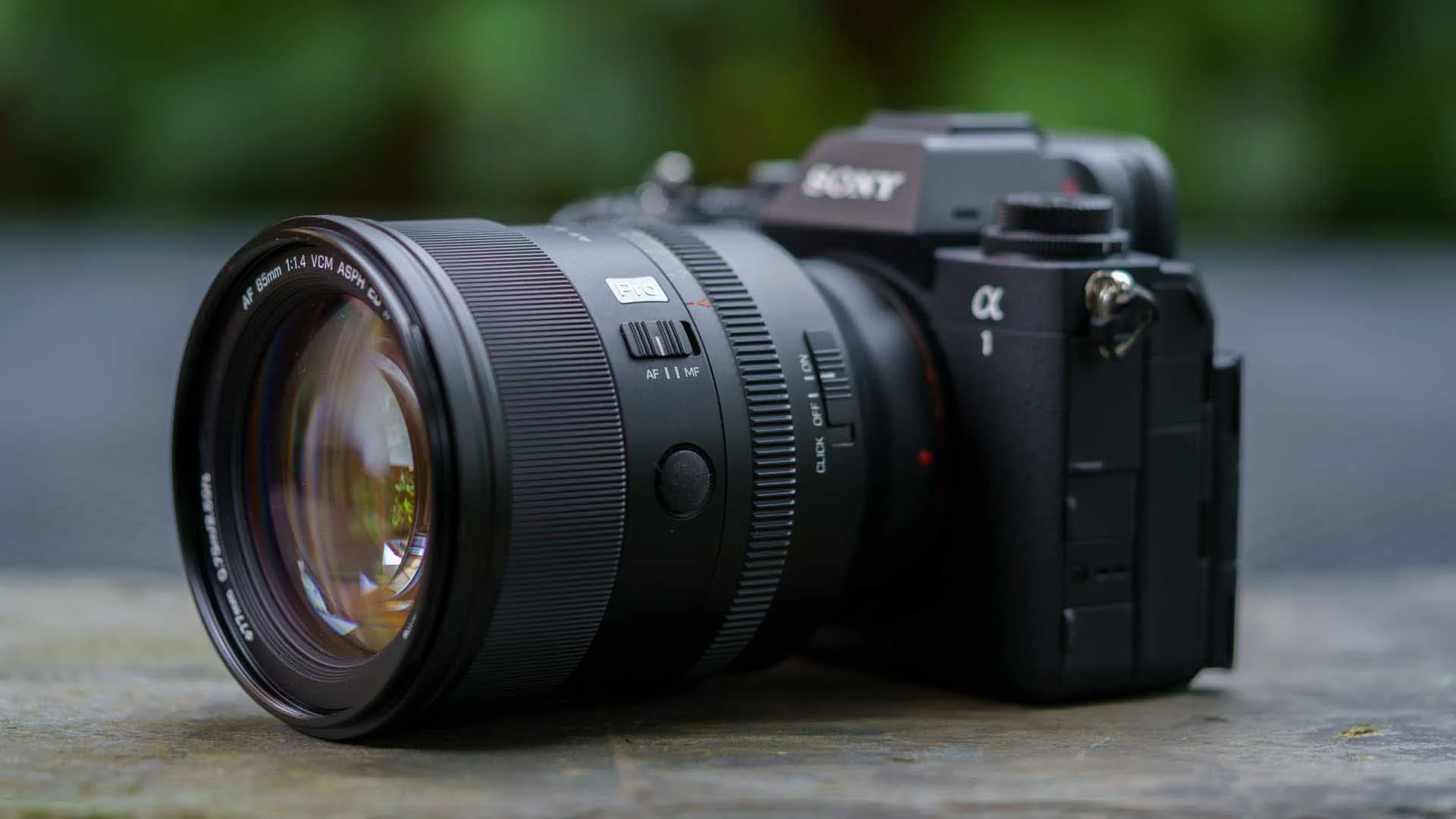  The Viltrox AF 85mm F1.4 Pro FE makes a greater partner for Sony full-frame mirrorless cameras like the A1 II. 