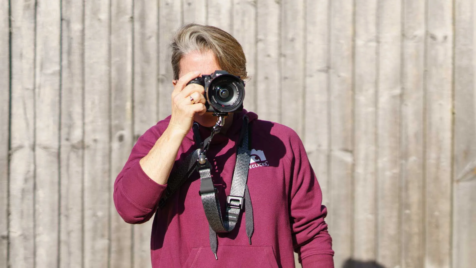  The 3 Legged Thing Axis 34P gives plenty of freedom to lift your camera to your eye. 