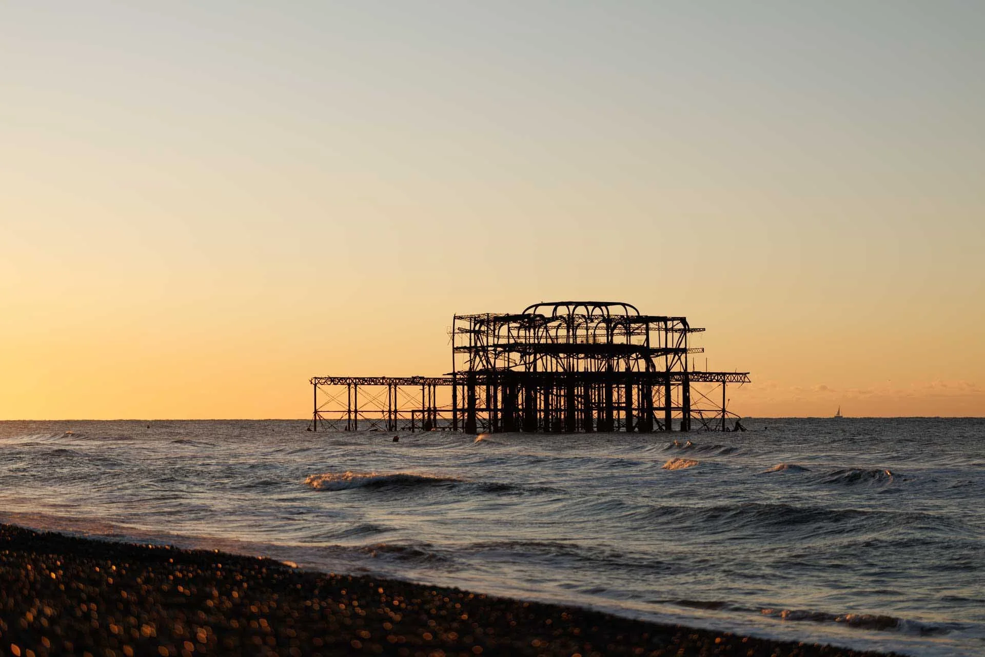  Using the maximum aperture setting ensured a fast shutter speed at ISO 100 to freeze the movement of the stormy waves. Image Credit: Angela Nicholson, Camera: Canon EOS R5 Mark II, Lens: Canon RF 85mm F1.4L VCM at 1/500 sec, f/1.4 and ISO 100. 