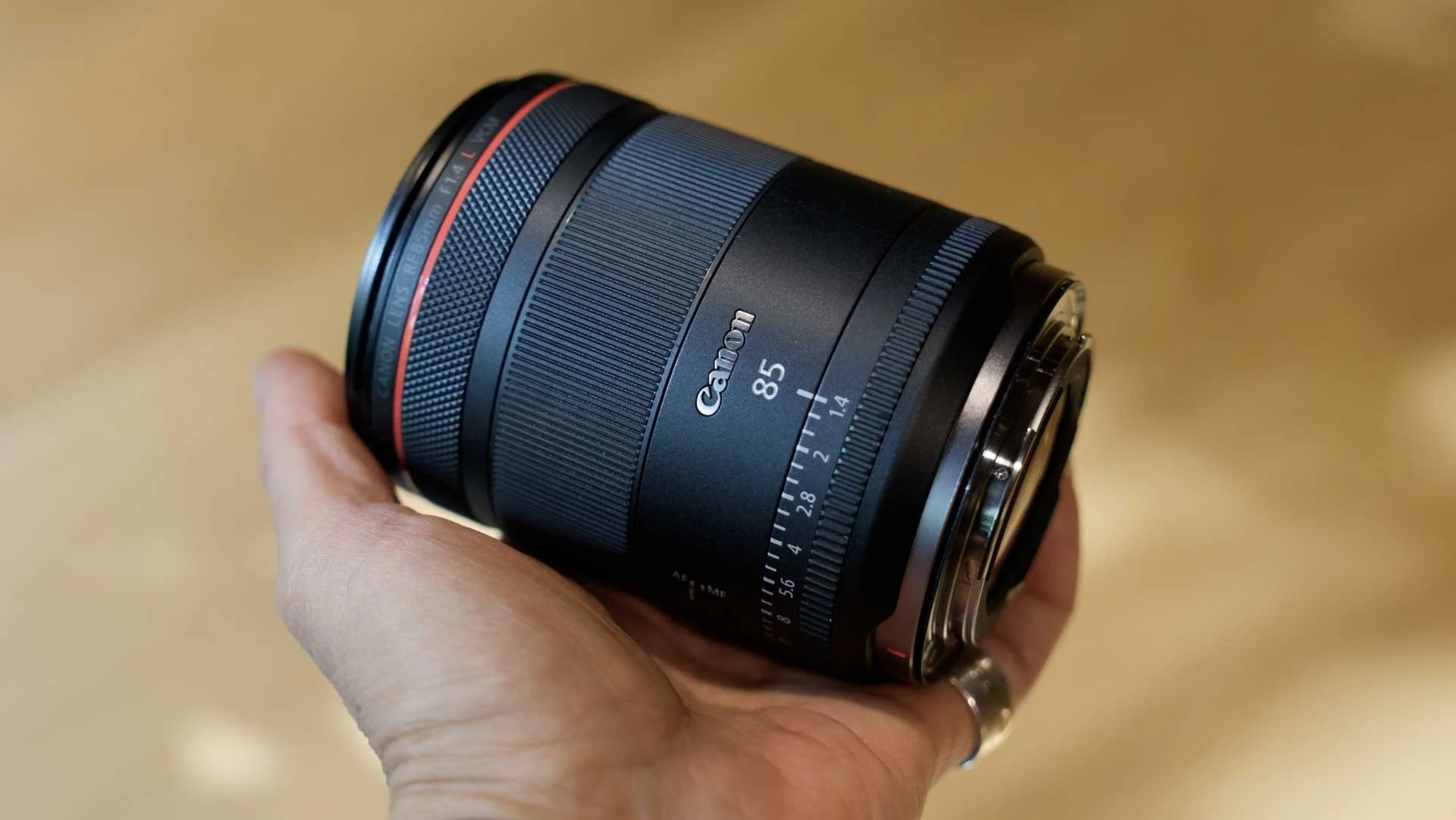 Canon RF 85mm F1.4L VCM Review - SheClicks