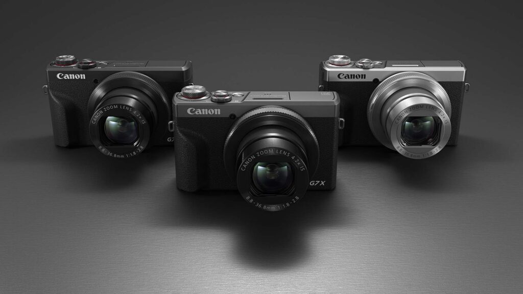 Three versions of the Canon PowerShot rShot G7 X Mark III Anniversary Edition Special